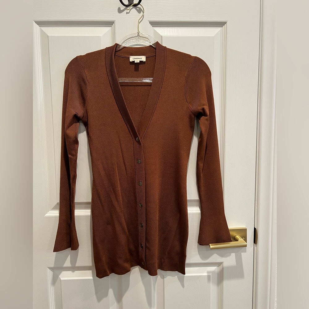 L’agence Lucas Cardigan
